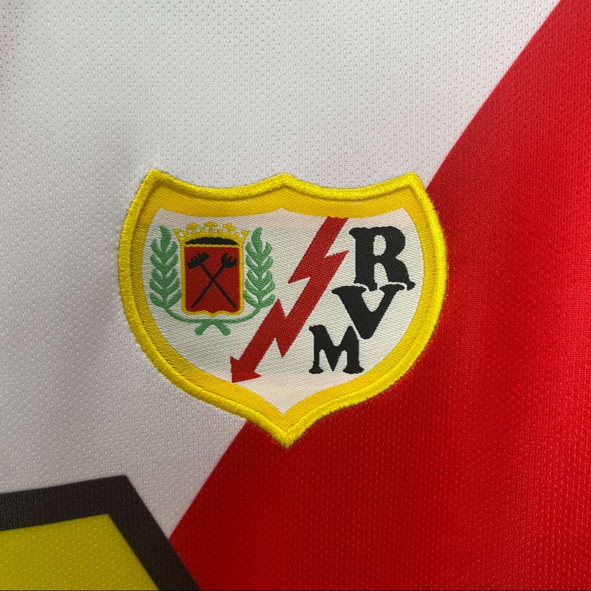 RAYO VALLECANO RETRO 01/02