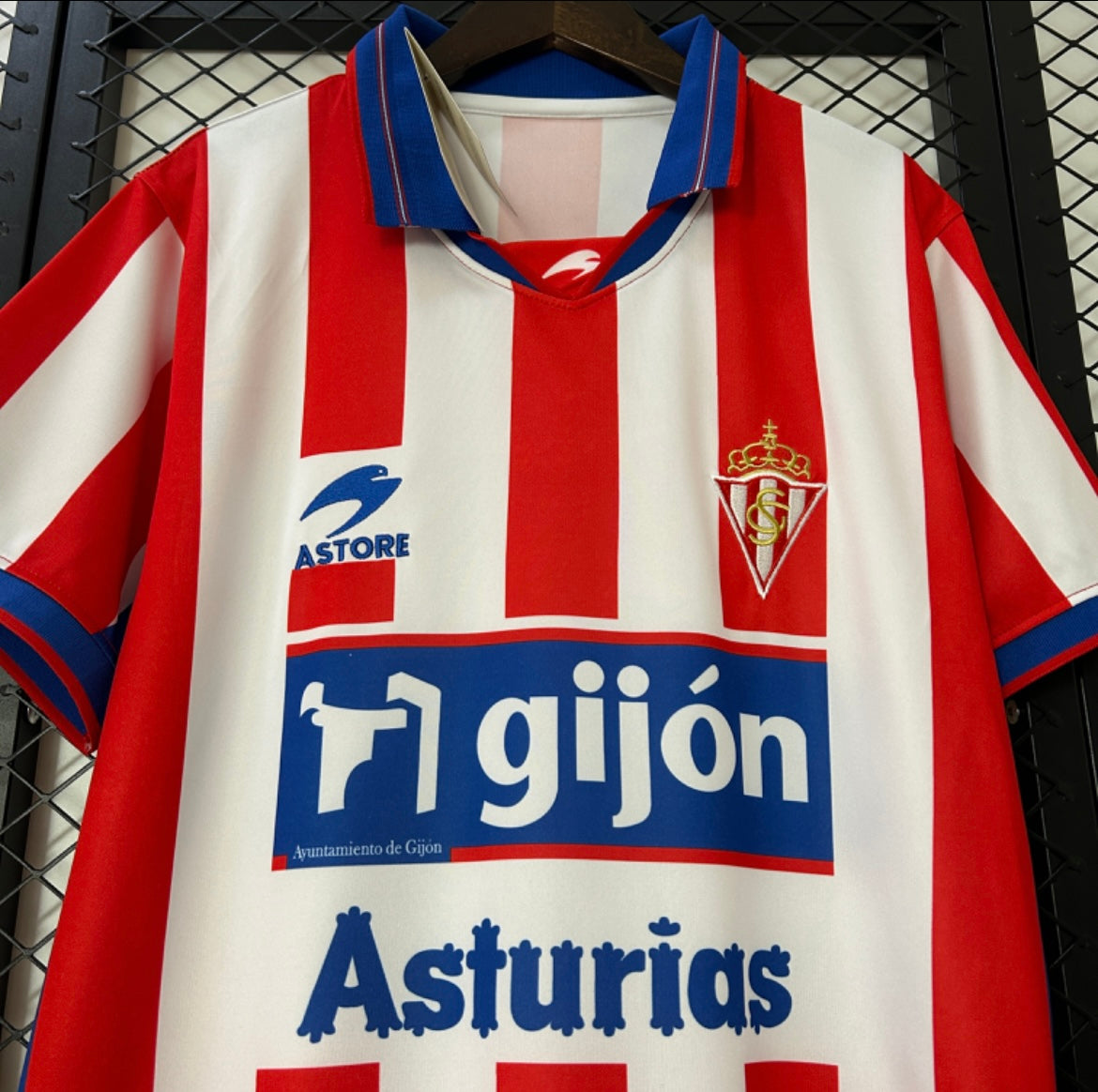 SPORTING DE GIJÓN RETRO 01/02