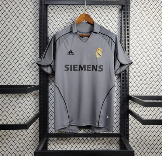 REAL MADRID AWAY 05/06