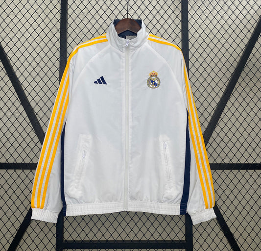 MAGLIETTA DE CHÁNDAL REAL MADRID