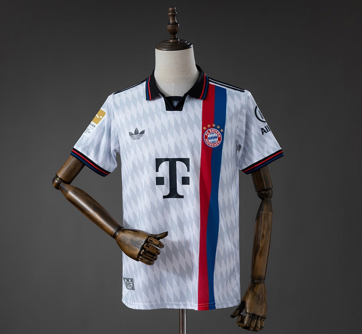 BAYERN MÚNICH AWAY 26/27