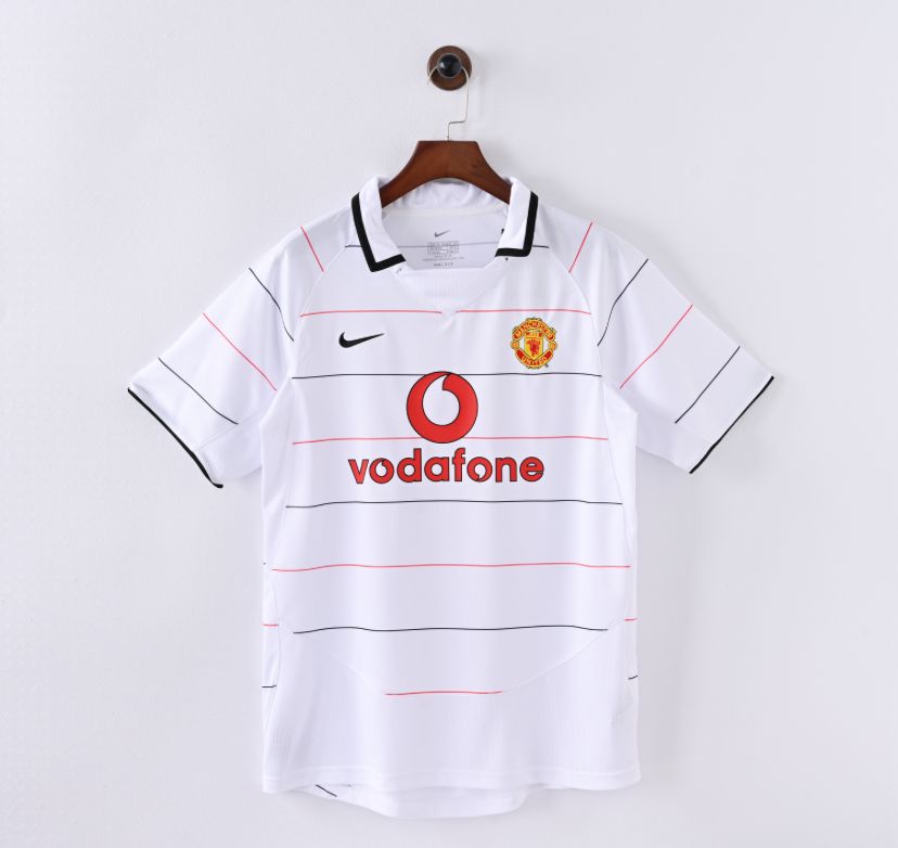MANCHESTER UNITED AWAY 03/04