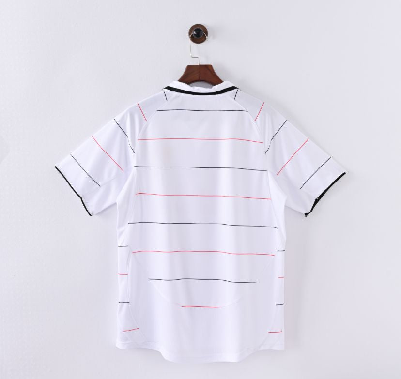MANCHESTER UNITED AWAY 03/04