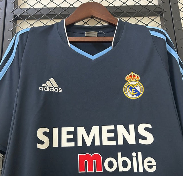 REAL MADRID AWAY 03/04
